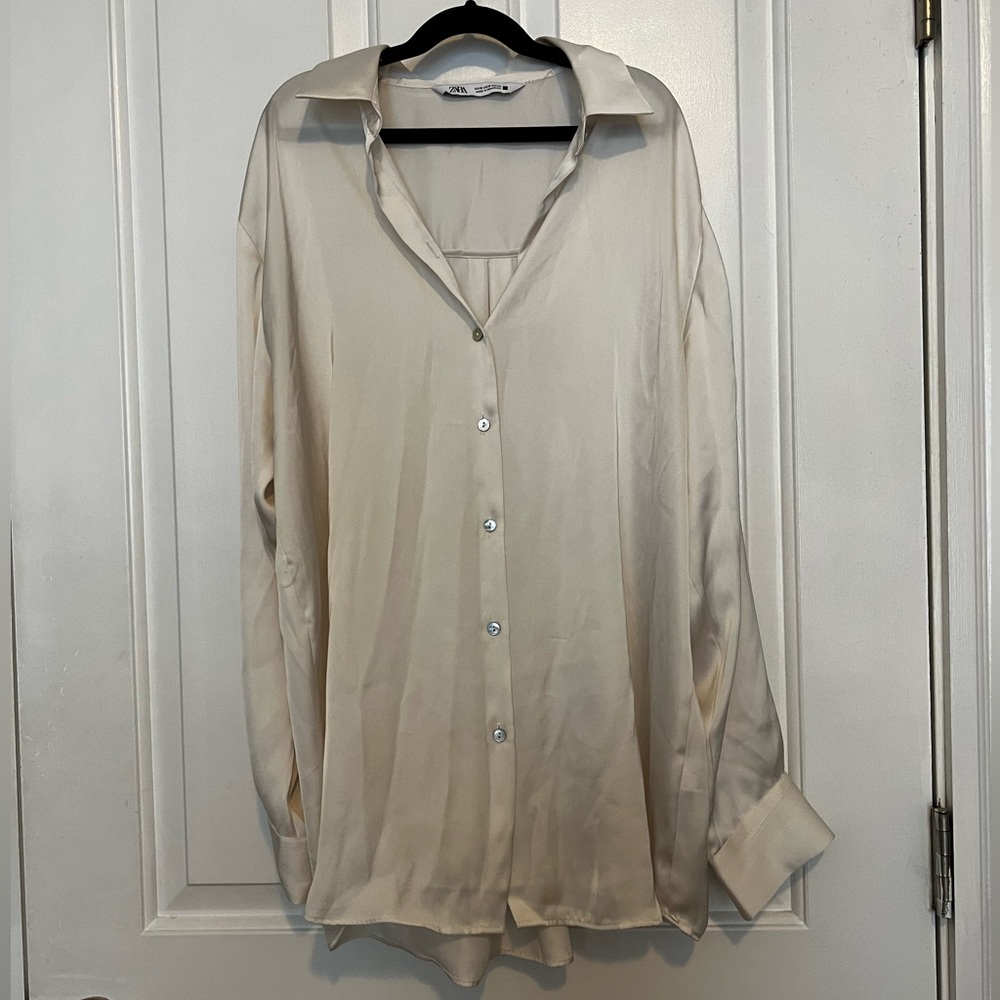 Zara Cream Button Down Satin Blouse, size: small